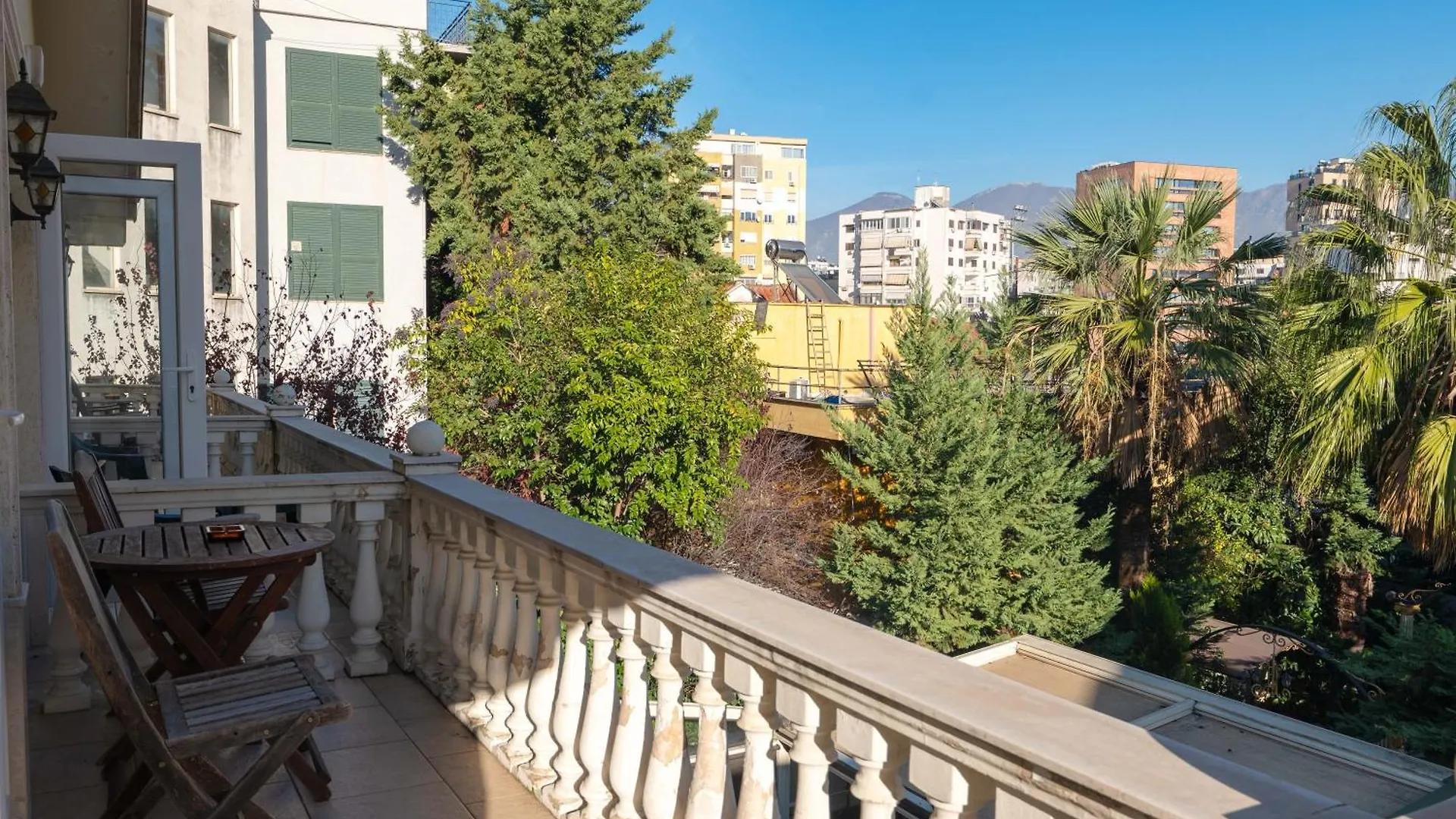 Olimpic Hotel Tirana 4*,  Albanien