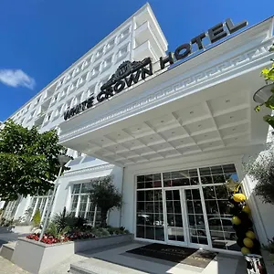 White Crown Hotell